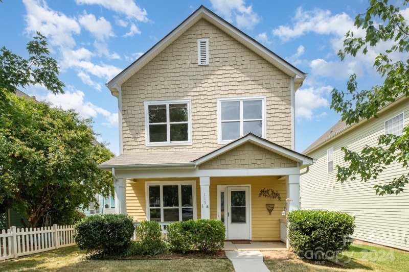 Property image 3 at 115 Decatur Avenue, Mooresville, NC 28117