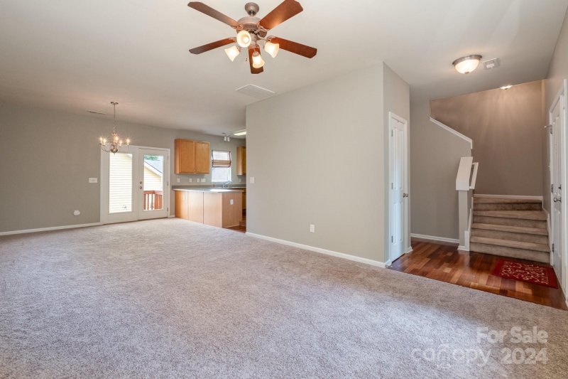 Property image 4 at 115 Decatur Avenue, Mooresville, NC 28117