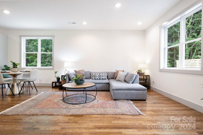 Property image 4 at 21 Electric Avenue, Asheville, NC 28805