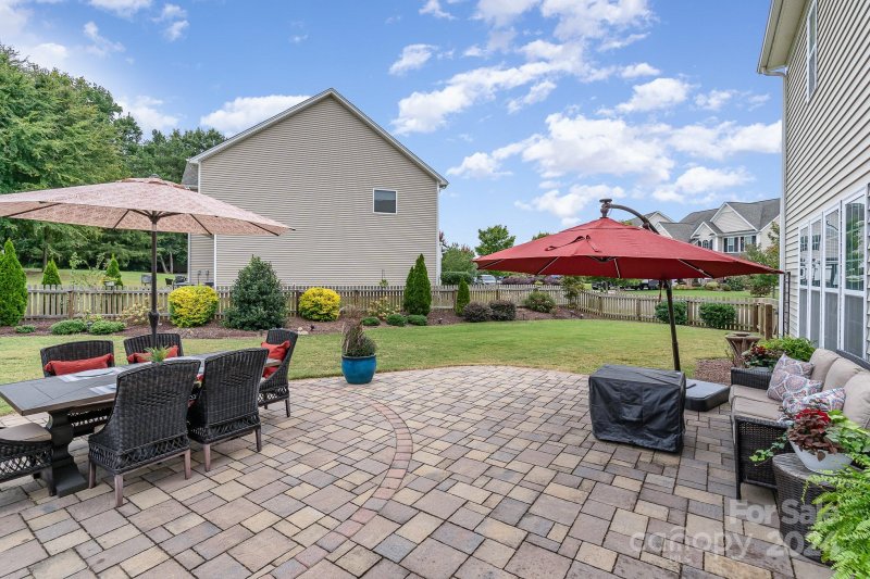 Property image 3 at 1299 Middlecrest Drive, Concord, NC 28027