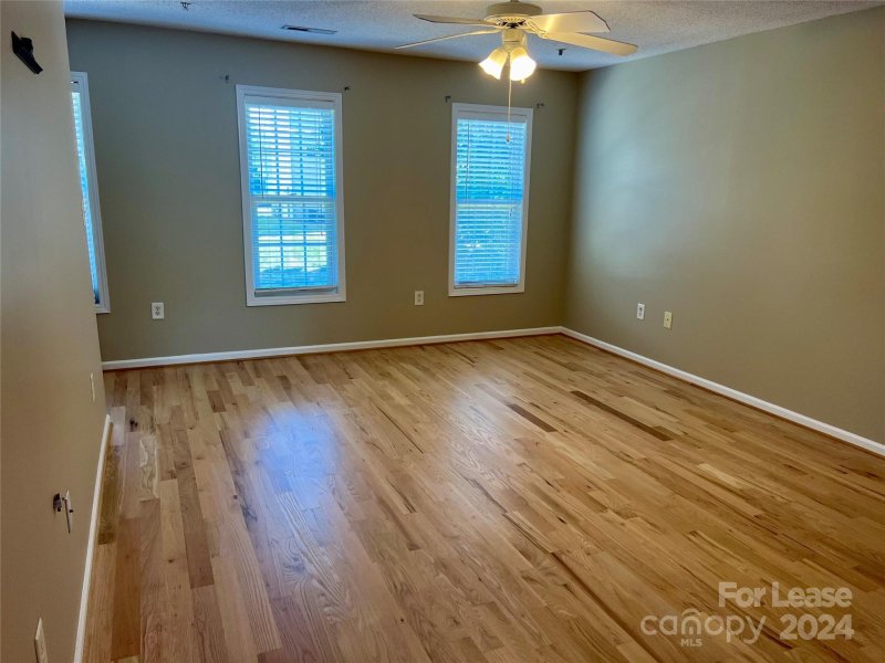 Property image 2 at 113 Steam Engine Drive, Mooresville, NC 28115