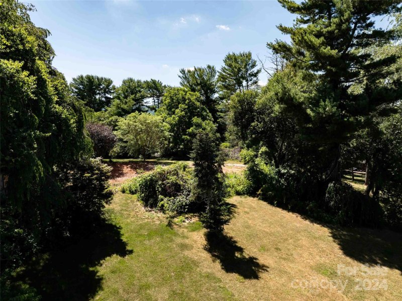 Property image 2 at 14 Mountain Terrace, Asheville, NC 28806