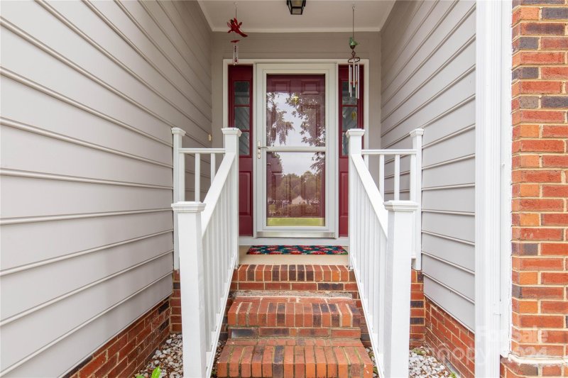 Property image 4 at 14001 Pytchley Lane, Charlotte, NC 28273