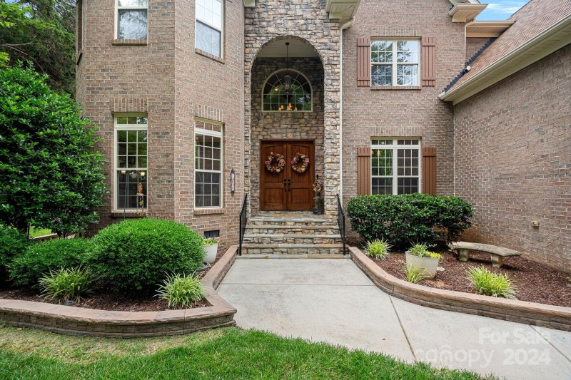 Property image 5 at 125 Elizabeth Brook Drive, Davidson, NC 28036