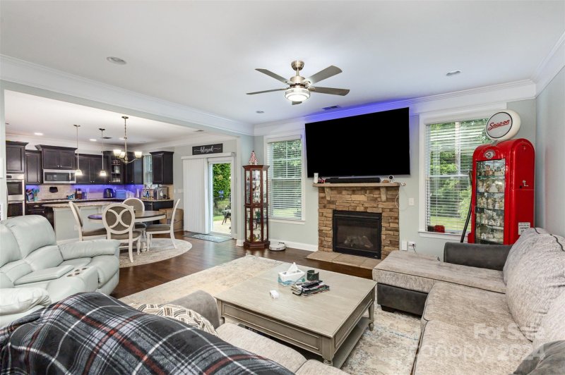 Property image 3 at 11066 River Oaks Drive, Concord, NC 28027