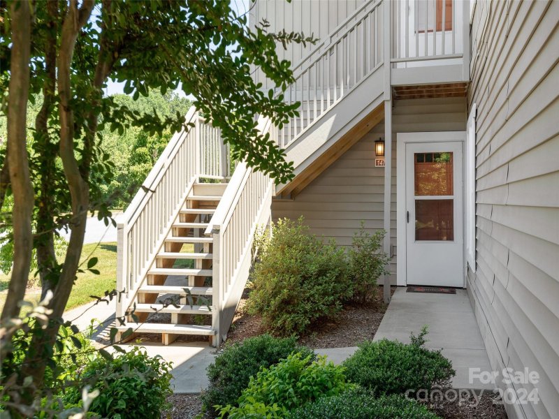 Property image 3 at 147 Morningside Lane, Hendersonville, NC 28792