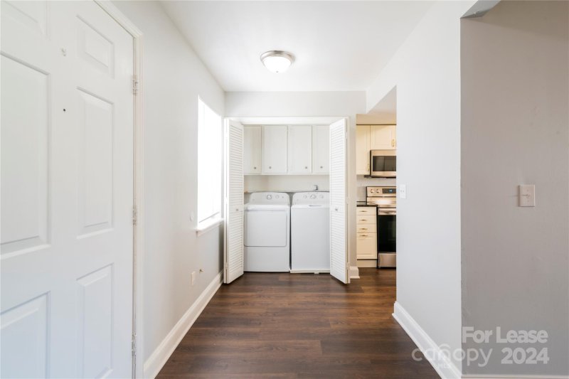 Property image 3 at 7812 Renaissance Court, Charlotte, NC 28226