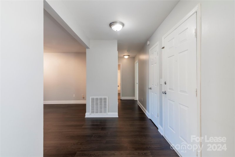 Property image 4 at 7812 Renaissance Court, Charlotte, NC 28226