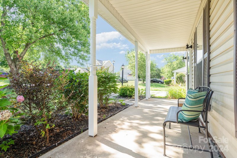 Property image 2 at 577 Dannyn Grove Court, Charlotte, NC 28214