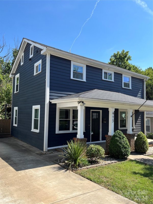 Property image 2 at 415 Woodvale Place, Charlotte, NC 28208