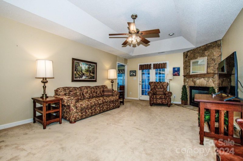 Property image 4 at 181 Oak Village Parkway, Mooresville, NC 28117