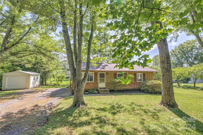 Property image 2 at 8 Chelsea Drive, Arden, NC 28704