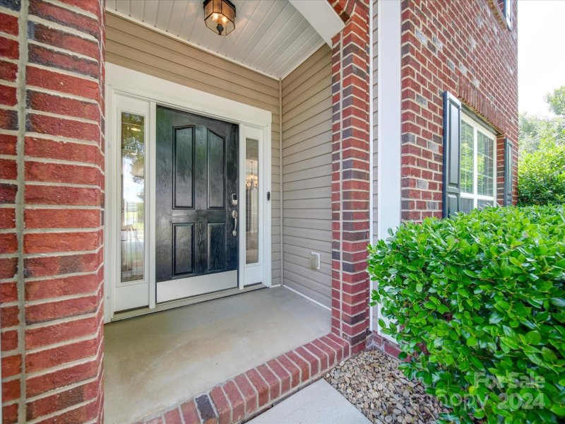 Property image 5 at 6013 Grassy Knoll Circle, Matthews, NC 28104