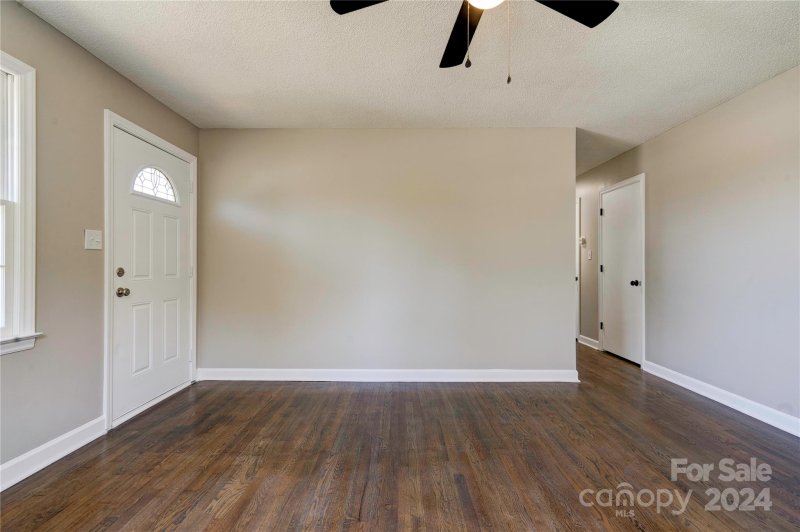 Property image 4 at 212 Stagecoach Road, Gastonia, NC 28052