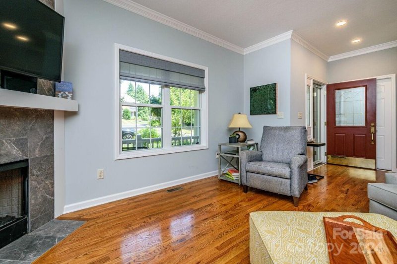 Property image 5 at 69 Coldwater Lane, Hendersonville, NC 28739