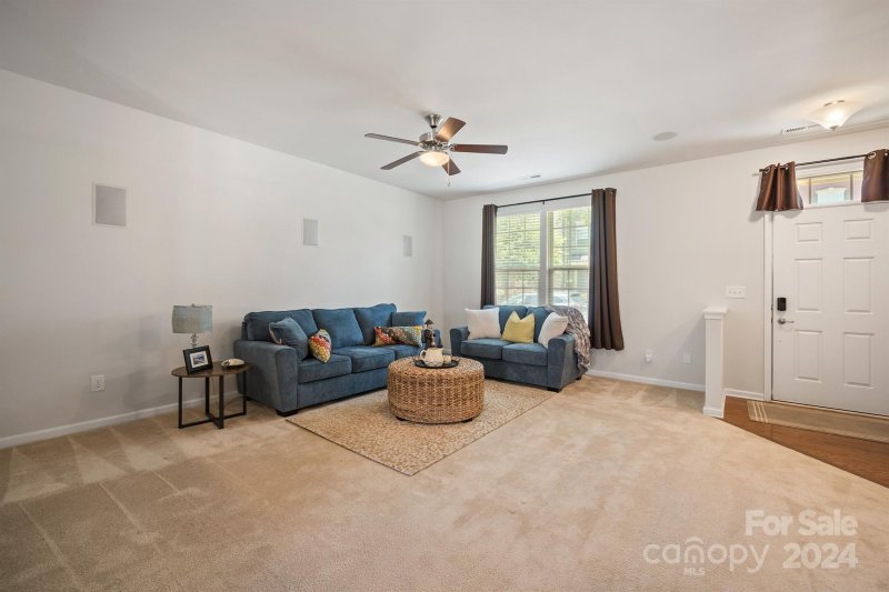 Property image 4 at 2011 Sage Park Drive, Charlotte, NC 28217