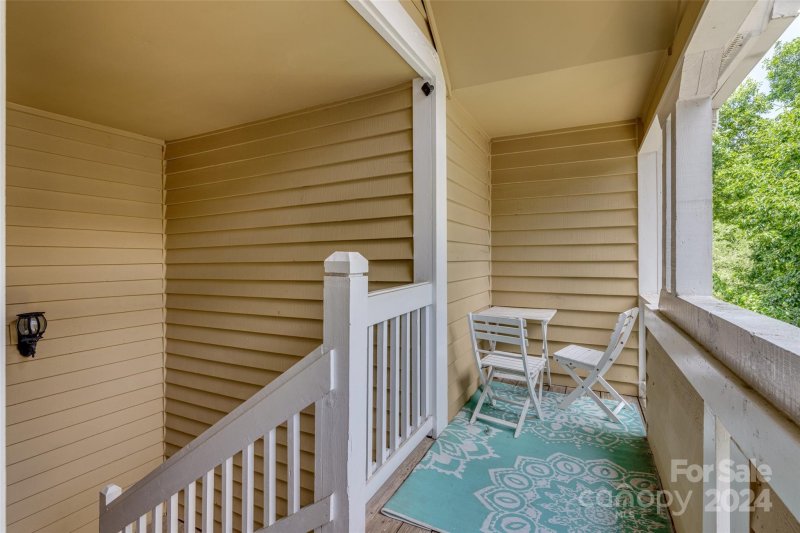 Property image 3 at 2516 Cranbrook Lane, Charlotte, NC 28207