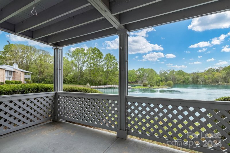 5867 Harris Grove Lane