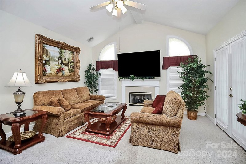 Property image 3 at 8264 Windsor Ridge Drive, Charlotte, NC 28277