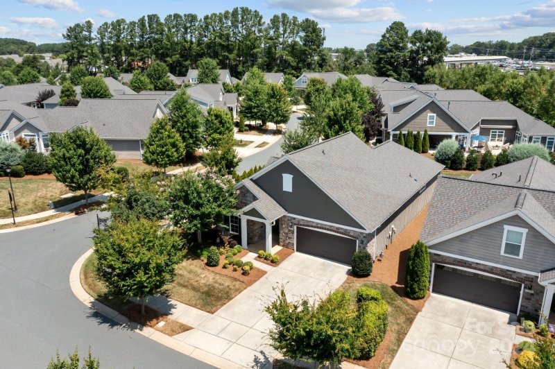 Property image 2 at 17012 Courtside Landing Drive, Cornelius, NC 28031