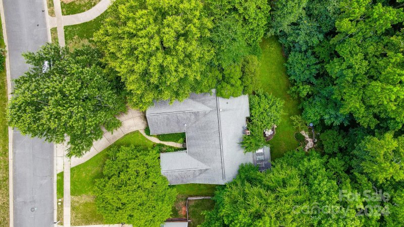 Property image 4 at 3319 Crescent Knoll Drive, Matthews, NC 28105