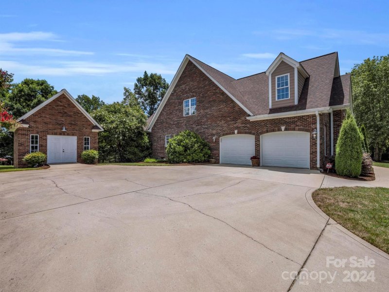 Property image 5 at 129 Laurel Ridge Drive, Cherryville, NC 28021