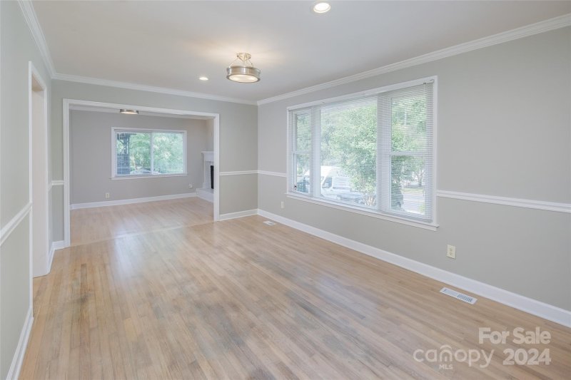 Property image 3 at 3346 Eastwood Drive, Charlotte, NC 28205