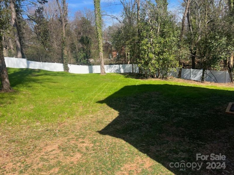 Property image 2 at 1719 Vinton Street, Charlotte, NC 28216