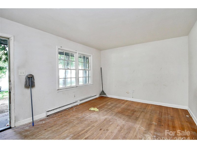 Property image 5 at 1016 Pondella Drive, Charlotte, NC 28213