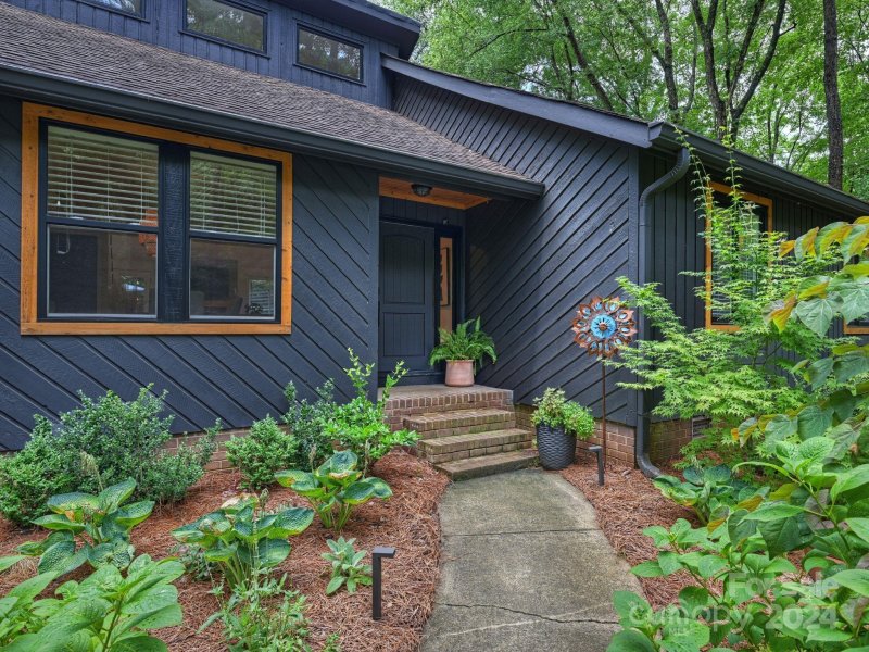 Property image 2 at 1320 Wandering Way Drive, Charlotte, NC 28226