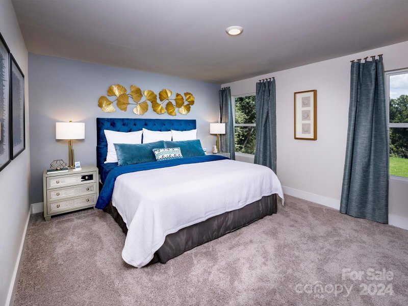 Property image 5 at 2224 Belterra Drive, Charlotte, NC 28216