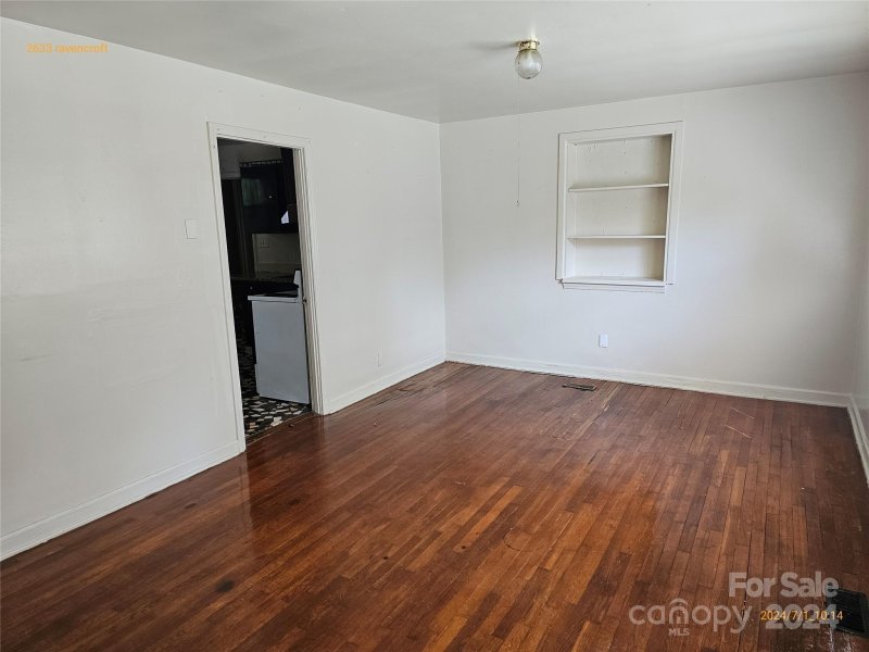 Property image 4 at 2633 Ravencroft Drive, Charlotte, NC 28208