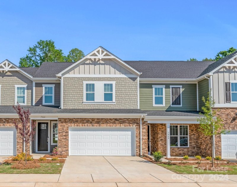 Property image 2 at 7044 Heron Rookery Way, Charlotte, NC 28214