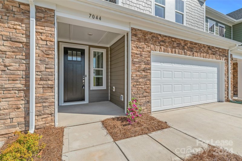 Property image 3 at 7044 Heron Rookery Way, Charlotte, NC 28214