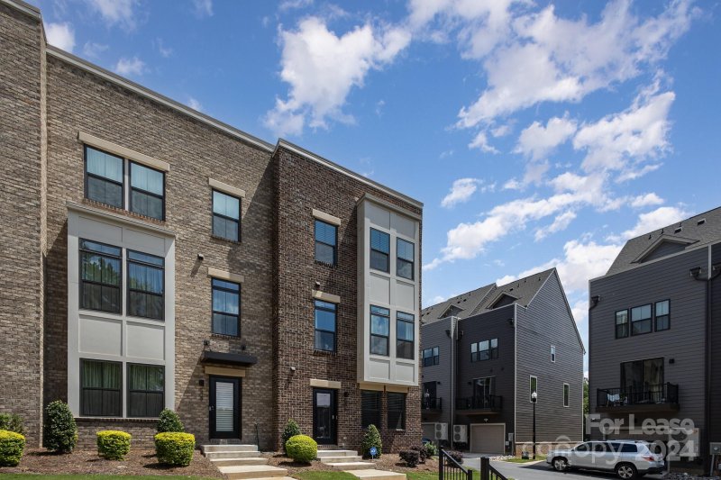 Property image 2 at 505 Nantahala Drive, Charlotte, NC 28211