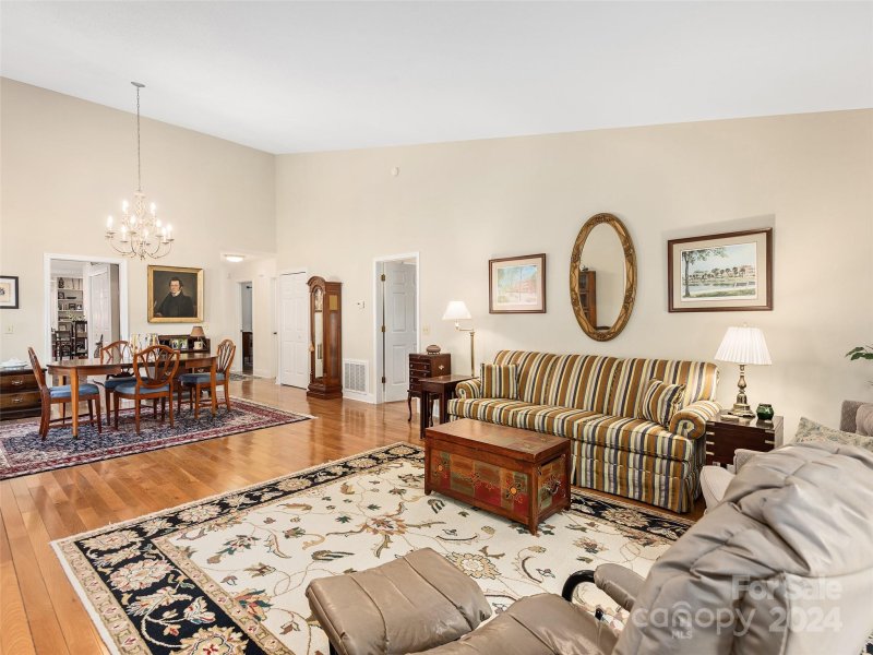 Property image 5 at 504 Water Oak Lane, Hendersonville, NC 28791