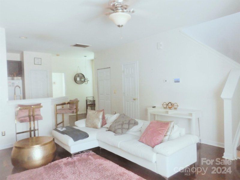 Property image 3 at 5730 Bent Creek Circle, Charlotte, NC 28227