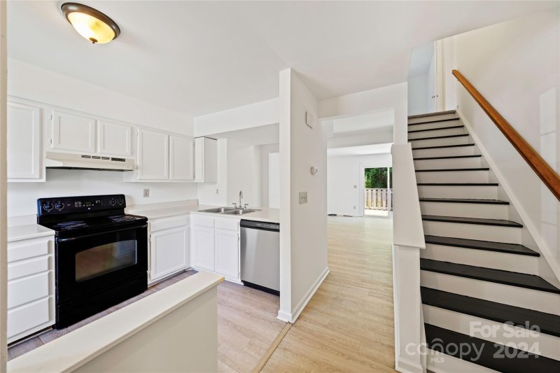 Property image 5 at 519 Lex Drive, Charlotte, NC 28262