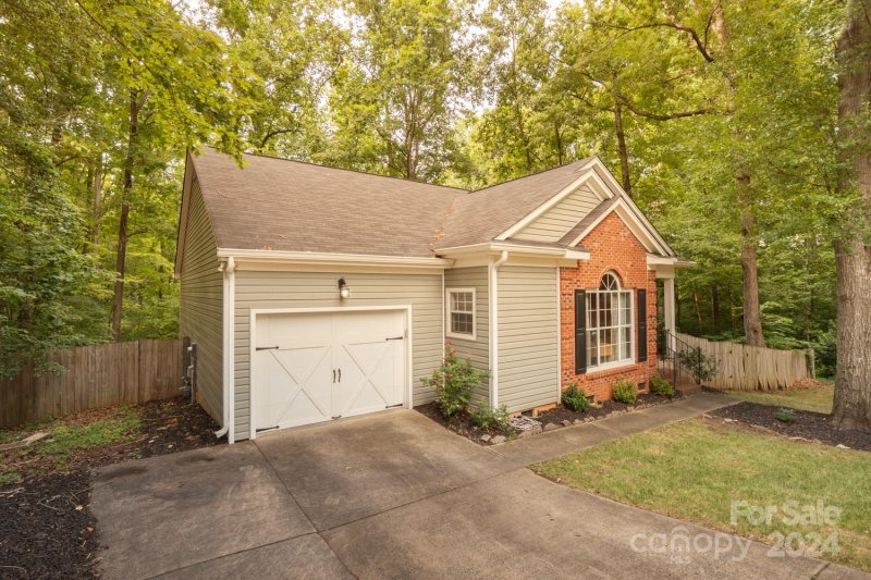 Property image 2 at 12024 Danby Road, Pineville, NC 28134