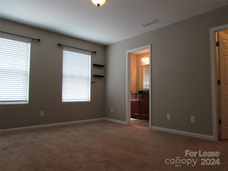 Property image 5 at 9732 Hanberry Boulevard, Charlotte, NC 28213