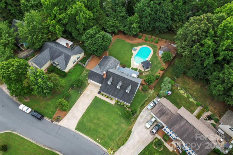 Property image 4 at 13506 O Malley Drive, Matthews, NC 28105