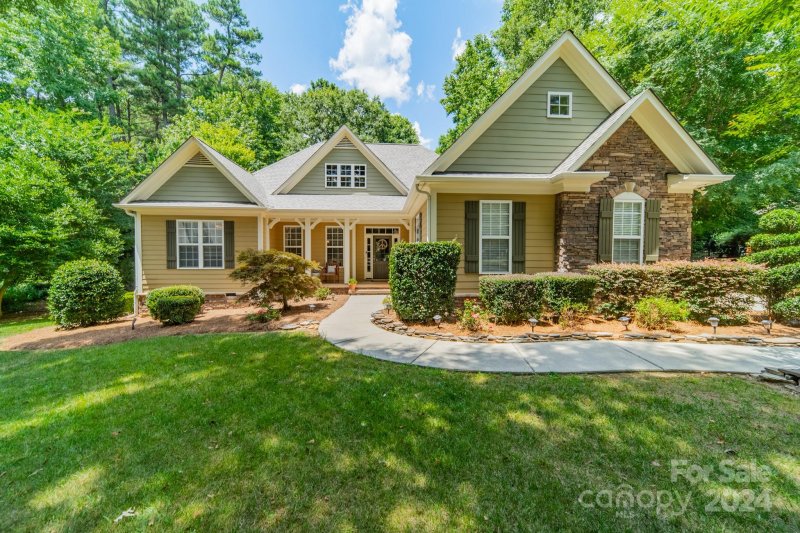 Property image 2 at 116 Cricket Hollow Drive, Mount Holly, NC 28120