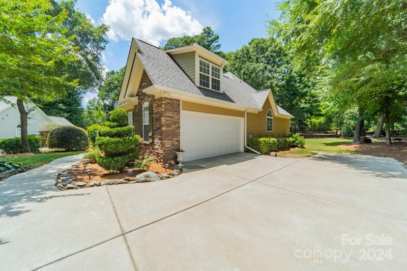 Property image 5 at 116 Cricket Hollow Drive, Mount Holly, NC 28120