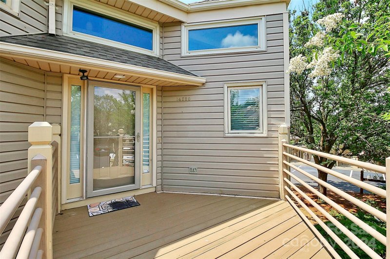 Property image 5 at 14520 Waterside Drive, Charlotte, NC 28278