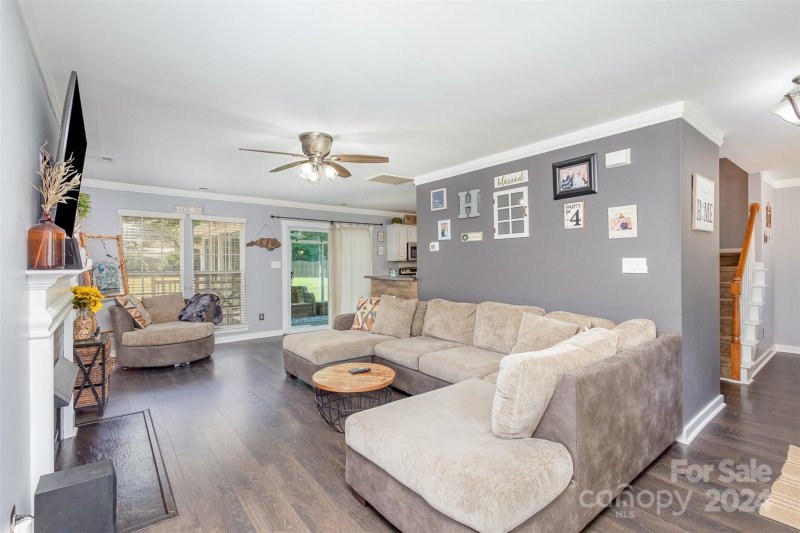 Property image 4 at 2315 Coatsdale Lane, Matthews, NC 28104