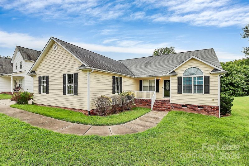 Property image 3 at 1209 Farm Branch Drive, Concord, NC 28027