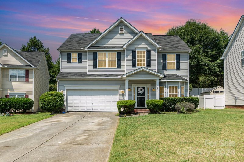 Property image 2 at 2922 Island Point Drive, Concord, NC 28027