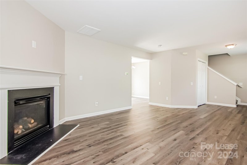 Property image 2 at 5008 Rockwood Road, Charlotte, NC 28216