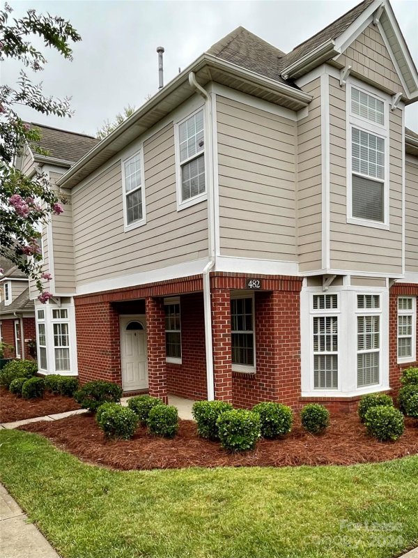 Property image 2 at 482 Jetton Street, Davidson, NC 28036