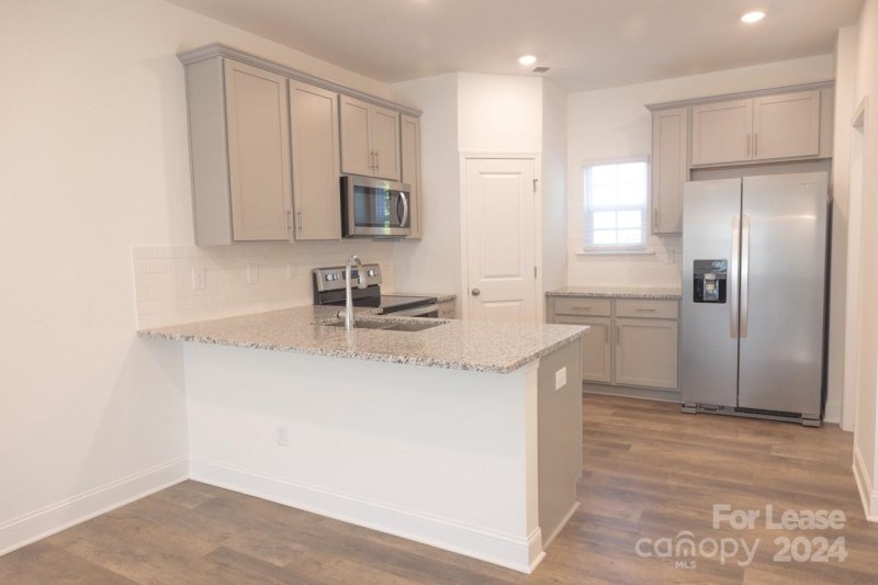 Property image 3 at 3042 Butler Hill Drive, Matthews, NC 28105